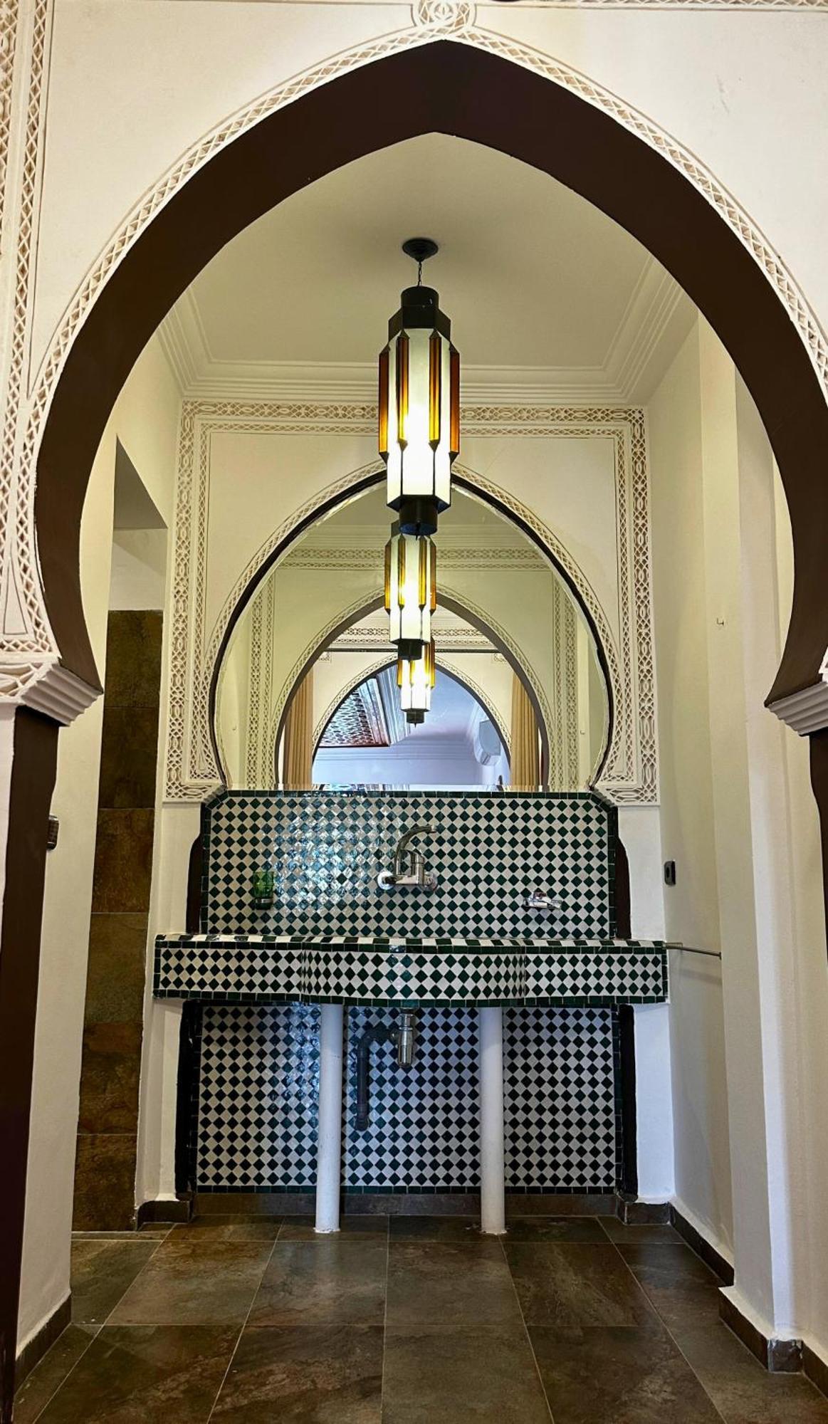 Nomadz Palace Touggana 외부 사진